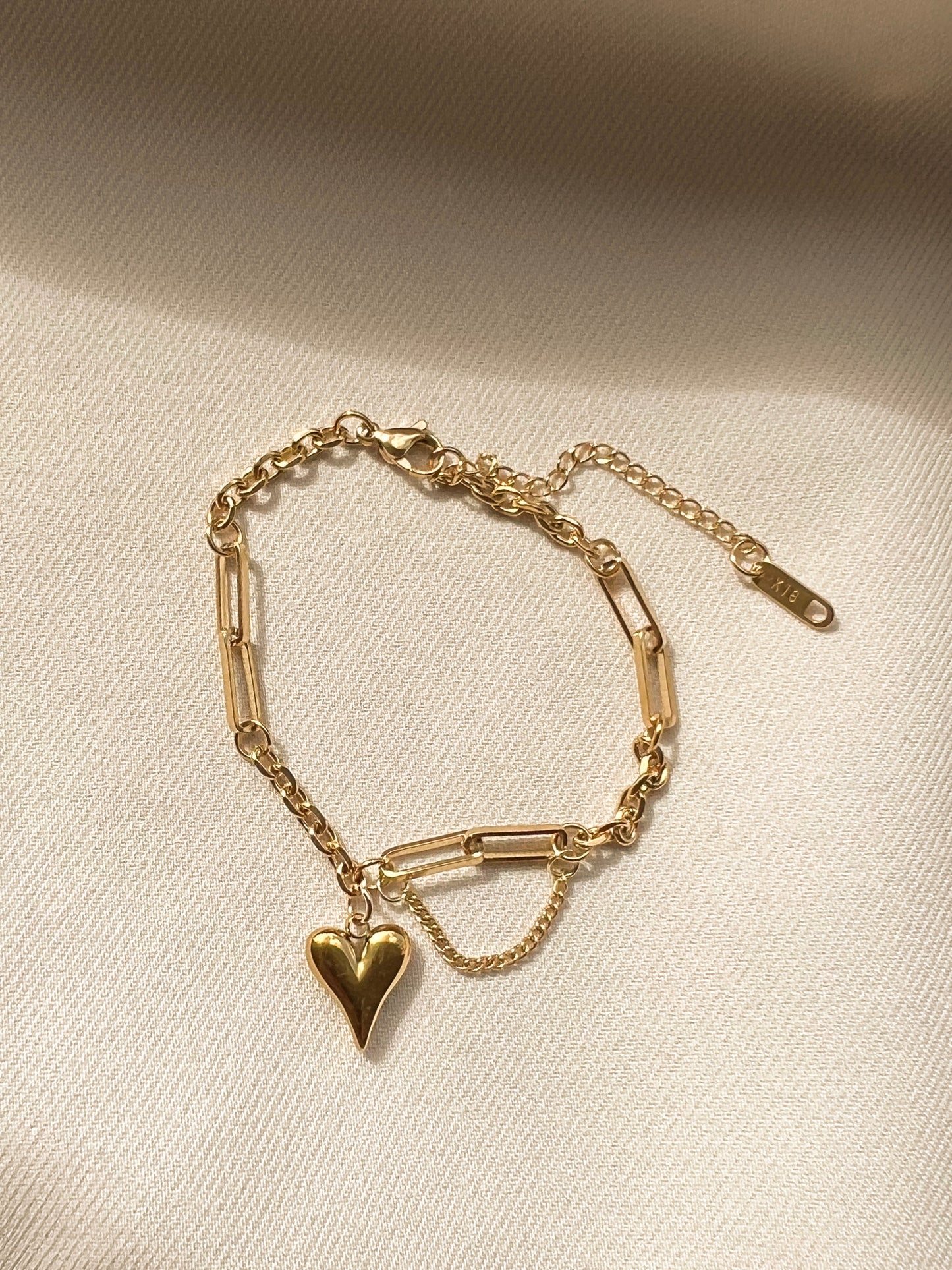 The Heart Charm Bracelet