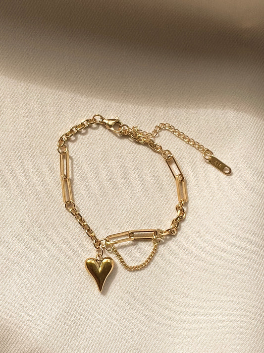 The Heart Charm Bracelet