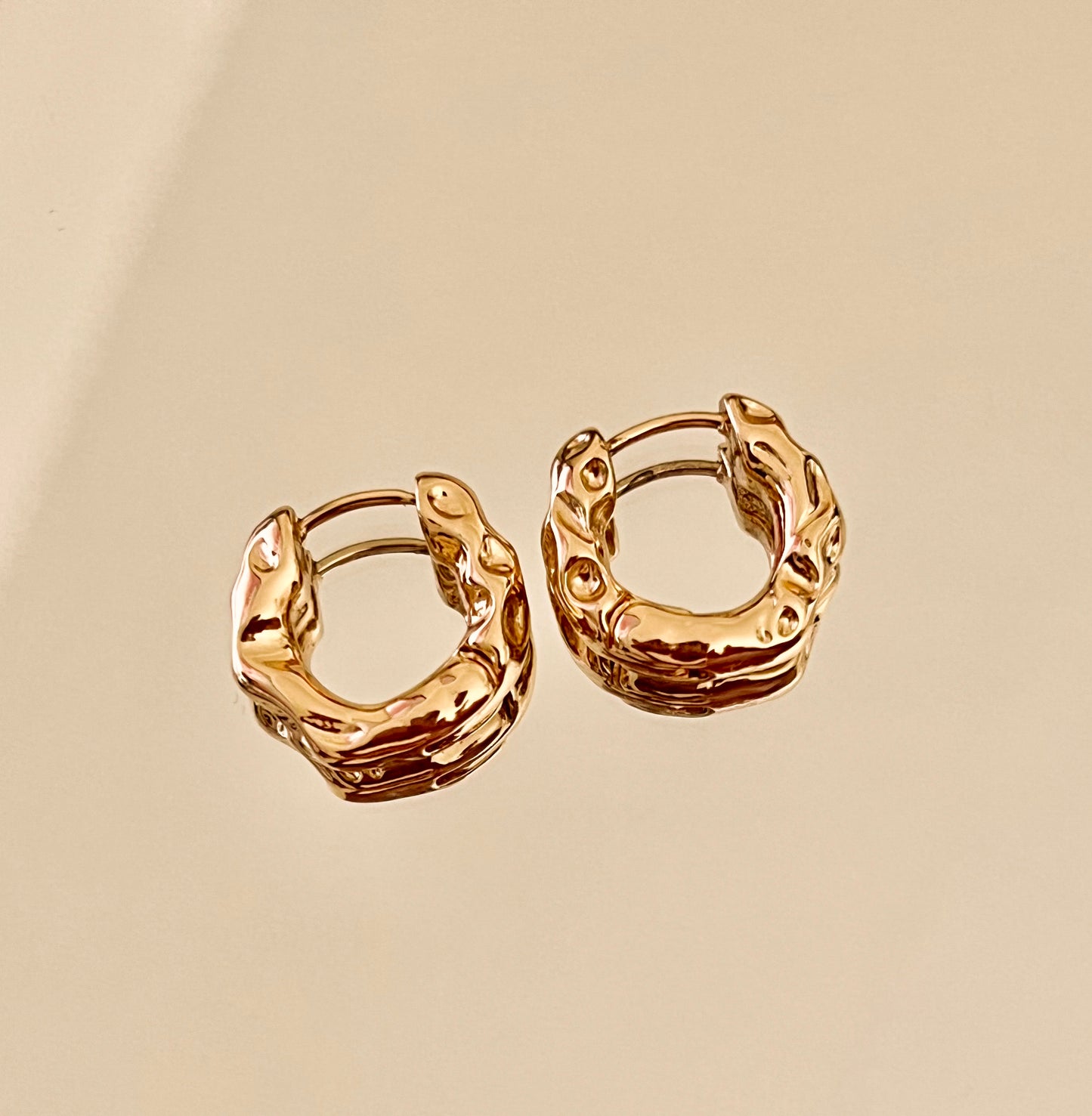 The Molten Hoops